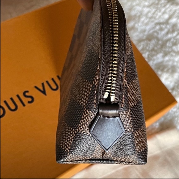 Louis Vuitton Cosmetic Pouch ❤️ - Picture 12 of 16